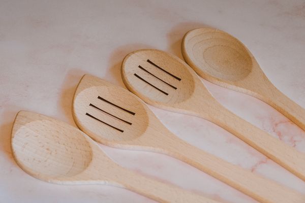 Cucchiai e spatole in legno